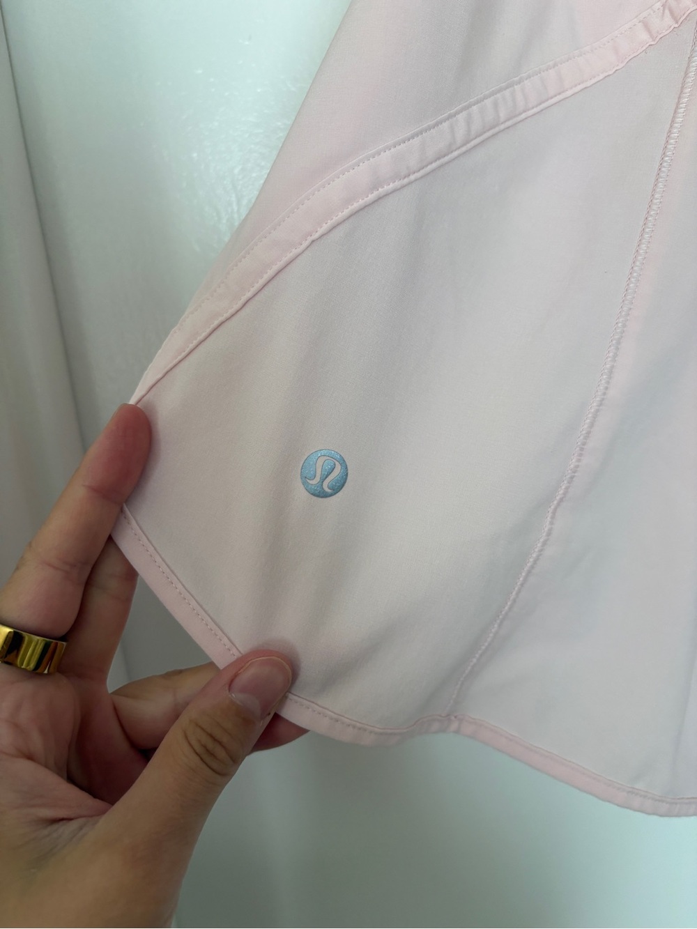 Lululemon Track That Short - Size 6 - Picture 3 of 3